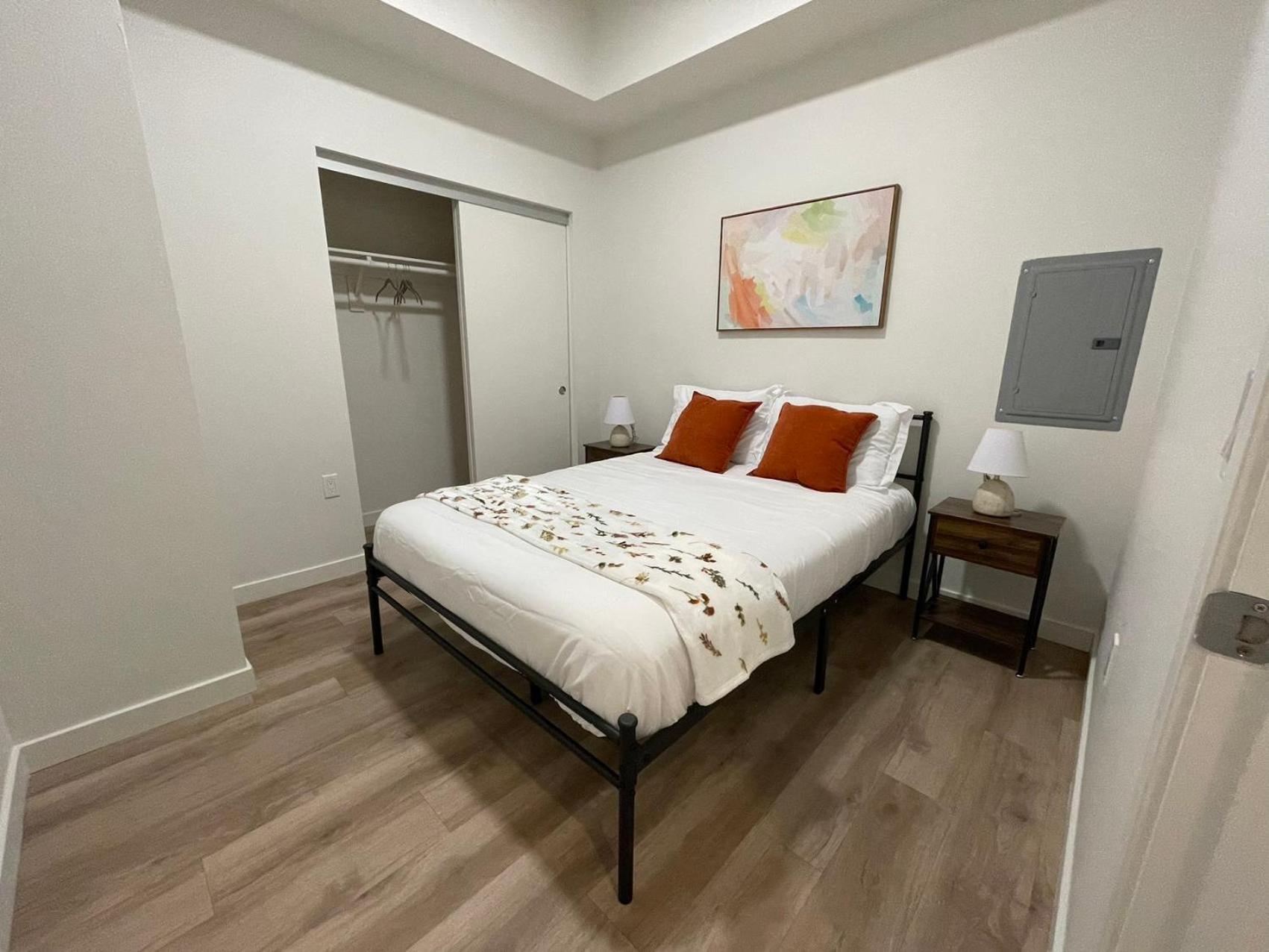 Elegant Retreat In The Heart Of La, Discover Your Lavish Hideaway Лос Анджелис Екстериор снимка